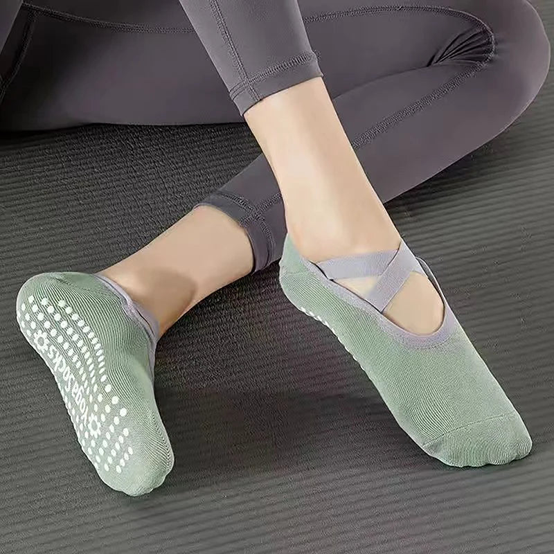 Women's Professional Yoga Socks Anti-Slip Sweat-Absorbent Breathable Pilates Ballet Dance Sport Socks for Active Ladies