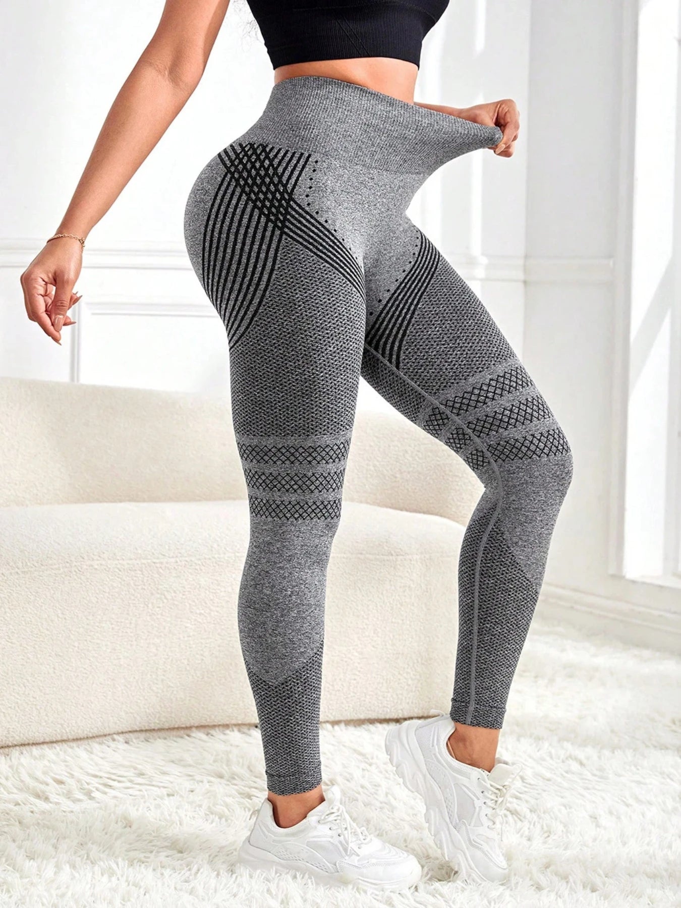 Sports Pants With Sexy Lines Lifting Buttocks Sports Tight Pants Women's High Waisted Elastic Fitness Pants Running Yoga Pants